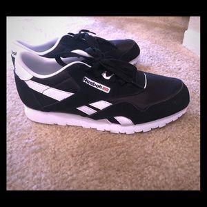 Woman’s classic Reebok Nylon